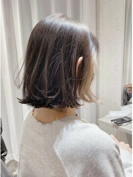 アン たまプラーザ(un) 外ハネボブ+イルミナカラー【髪質改善オージュア】