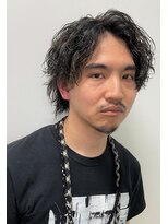 ルックグッドストア タカラヅカ(LOOK GOOD STORE TAKARAZUKA)&nbsp;束感波巻きマッシュパーマツーブロックセンターパート0803