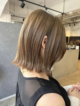 メリー オオサカ(Merly Osaka) くすませすぎず暖かいベージュ_warm beige_