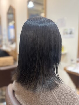 フリージア(freesia) ニュアンスカラー/ハイトーンカラー/髪質改善トリートメント