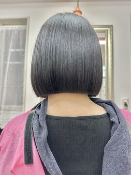 アイリップ(i LIP) 切りっぱなしボブ