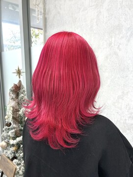 デミヘアー(Demi hair) ショッキングピンク×レイヤー