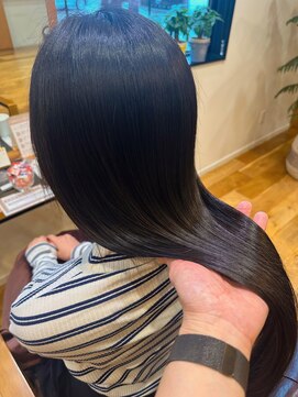 テラスヘア 三条(TERRACEhair) 新潟唯一の薬剤使用で髪質改善縮毛×艶カラーで艶髪へ