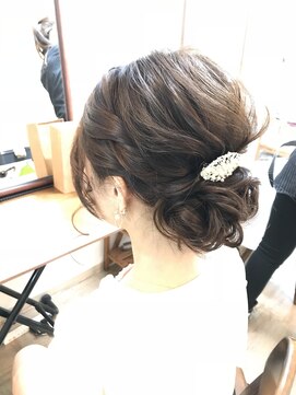 ロカット サロン(Roquat Salon) ミディアムシニヨンアレンジ【ヘアアレンジ　立川/立川南/袴】