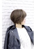 【大人☆前下がりショートボブ× カーキベージュ】