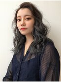 大人可愛いデジタルパーマ抜け感アッシュカラー