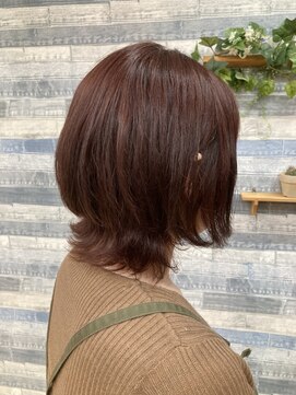 ベンティレオ(venti Leo) ウルフカット　ラベンダーカラー　ミディアム