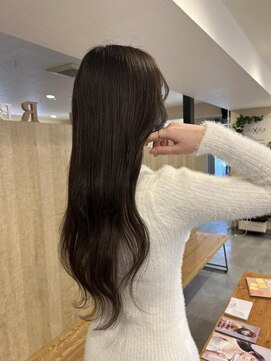 アール バイ ニーナ(R by NINA) 【'R by Momo】