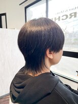 アトリエアルシュ(atelier ARCHE) マッシュショートウルフ 外ハネショートボブ