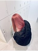 ピンクベージュ