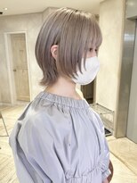 ウルフ/ウルフカット/ミニウルフ/レイヤーカット担当岩崎