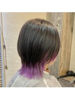 リノアーラ(Rino a'ala) ウルフカット×インナーカラー(ラベンダー)