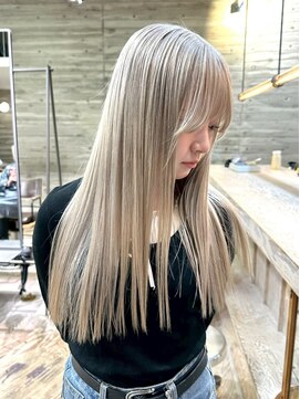 ヲタク(wotaku.) ミルクティーカラーホワイトベージュトリプルカラーハイトーン