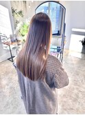 ナチュラルストレート×ツヤ感ロング