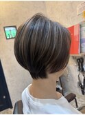 ナチュラルショート前髪ありイメチェン30代40代50代60代ショート