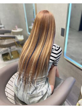 ニーナ ビューティーサロン(NINA Beauty Salon) 夏はハイトーンロング♪