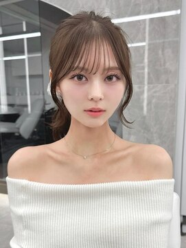 韓国前髪 くびれヘア 夏のヘアアレンジ