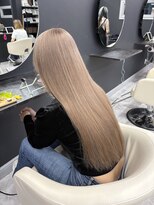 ホワイト 梅田(white)&nbsp;ミルクティーベージュ>