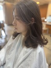 フォリア(Foria)&nbsp;顔まわりの可愛いレイヤーカット