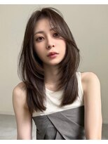 ネイト(Neit) レイヤーカットグレージュカラー