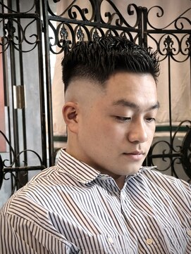 ジ オブスキュア(THE OBSCURE) スキンフェード