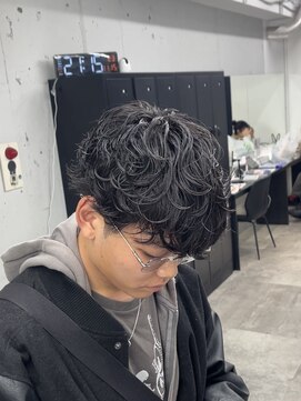 オーバル ジングウマエ(OVARL jingumae) シャドウパーマシャドウマッシュ