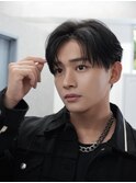 シャドウパーマコンマヘアナチュラルセンターパートツーブロック