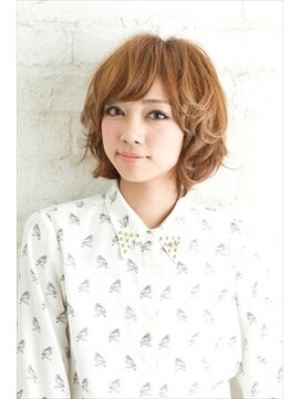 ミンクス 原宿店(MINX) はじめてのショートにおすすめ『セミショート』