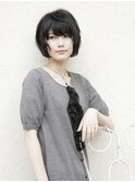シンプル飽きない黒髪ショート