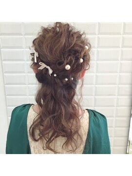ベルフェミンクレイル(Belle femin CLAIRE) ガーリーハーフアップ★ｍａｓａｍｉｓｔｙｌｅ