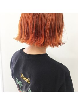 キー(kii) 切りっぱなしボブオレンジ