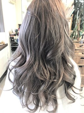 エリュシオンジョイ(Elysian JOY) ダブルカラー　グレージュ