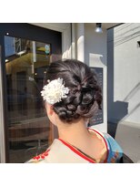 ヘアメイク ビス(Hair Make Bis.) アップスタイル