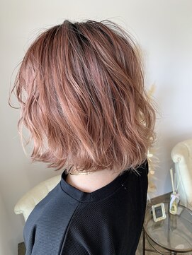 ナブラ(NABLA) ダブルグラデーションボブ