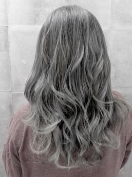 オーブ ヘアー ラプレ 京都4号店(AUBE HAIR lapule) 【AUBE HAIR】ラベンダーシアグレージュ_耳かけウェーブ
