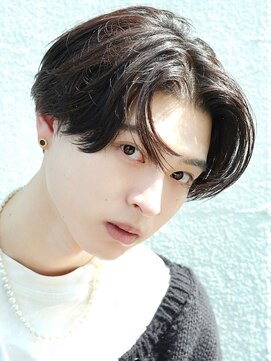 リップス 表参道店(LIPPS) さらっと流す！前下がり毛流れセンターパート