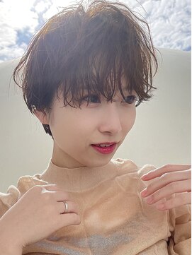  リュクスバトーバイトリコ 船橋南口店(Luxe BATEAU by tricot) イヤリングカラー/20代30代/甘ゆるパーマ