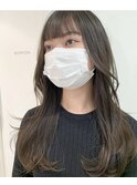透ける暗髪の韓国ヘア