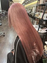 ヘアーアンドメイク ビス(HAIR&MAKE bis) ブリーチ2回~柔らかピンクカラー【立川/沙久楽】