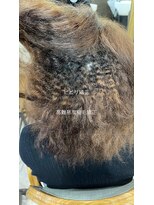 アンフィユヌキャトル(AnFye une Qatll)&nbsp;ビビリ矯正×高難易度縮毛矯正×オレオルカラーで艶髪に変身