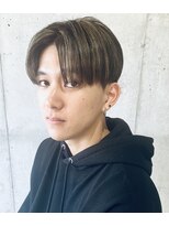 ミドル(MIDDLE)&nbsp;ハイライト×センターパート/府中美容室/夜間