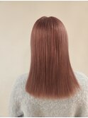 ピンクベージュ