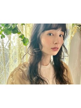 一人一人の髪の状態に合わせた施術方法で、ダメージを最小限に抑え、髪の内側から美しく♪憧れの艶感を―。