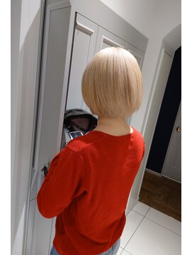 ルクール ヘアー プレジー(Le Coeur HAIR Plaisir) ホワイトブロンド