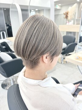 エイトサッポロ 札幌大通り店(EIGHT sapporo) ミルクティーグレージュ