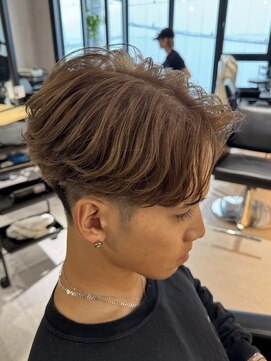 エデアンルクラ 下通(EDEAN Leclat) 熊本メンズヘア ブリーチ ミルクティー MEN'S HAIR