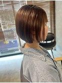 ショートボブ