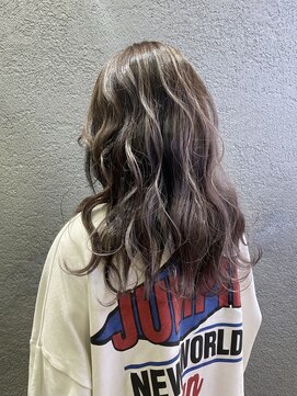 ラヴリア クルメ(LOVERIA KURUME) 暗めバレイヤージュ