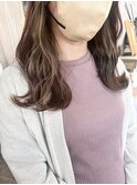 さりげないイヤリングカラー×ベージュ【20代30代40代】