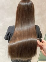 レジナヴィータ 栄店(Reginavita) 酸性ストレート　髪質改善　癖毛ビビり毛　30代40代